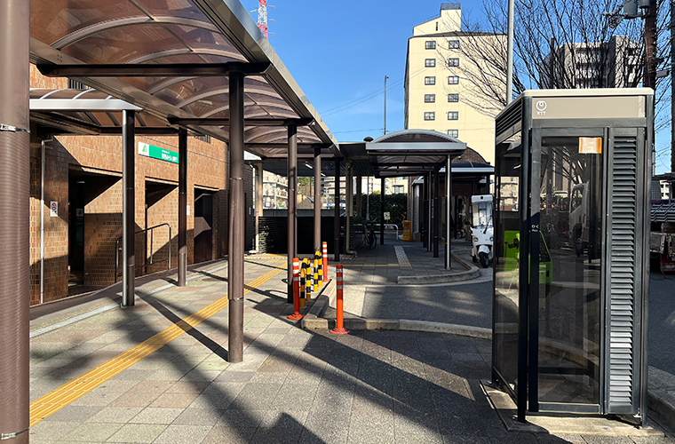 北大阪急行電鉄南北線「緑地公園」駅